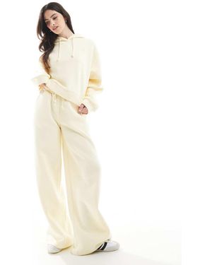 Miss Selfridge Joggers Premium A Fondo Ampio Felpati Color Burro - Bianco
