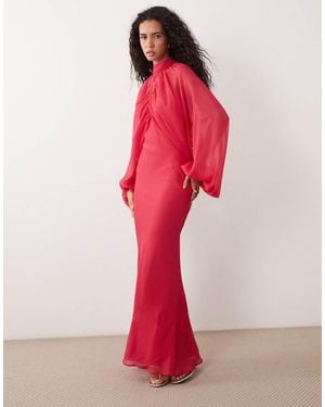 ASOS Vestito Lungo Stile Sottoveste Con Spalline Sottili E Strato Sovrapposto Con Apertura A Goccia E Maniche A Campana - Rosso