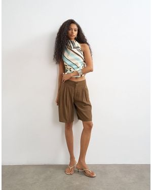 TOPSHOP Bermuda Shorts - White