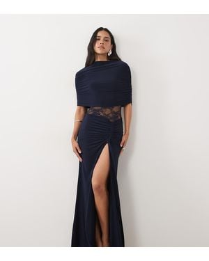 Kaiia Exclusieve Maxi Jurk Met Dubbele Laag, Slinky, Hoge Hals, Cape, Kanten Inzet En Split Tot Aan De Dij - Blauw