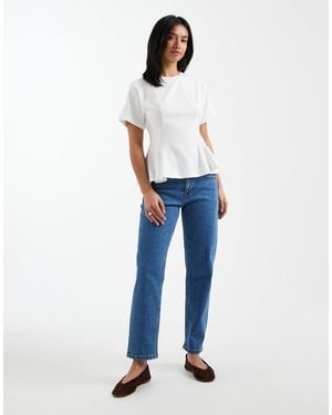 ASOS Asos Design Petite Slim Fit Comfort Mom Jeans - Blue