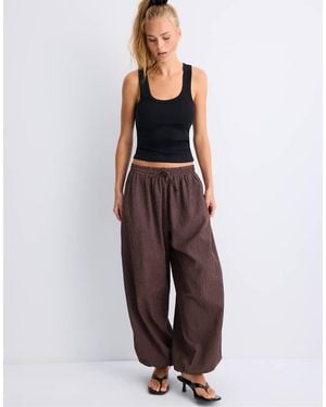 Stradivarius Balloon Check Trousers - Brown