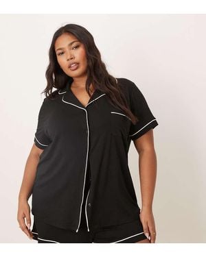 ASOS Asos Design Curve Super Soft Short Sleeve Shirt And Shorts Pyjama Set - Black