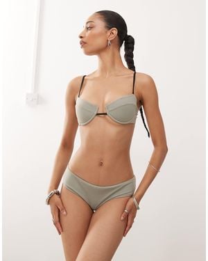 Monki – knappe hipster-bikinihose - Grün