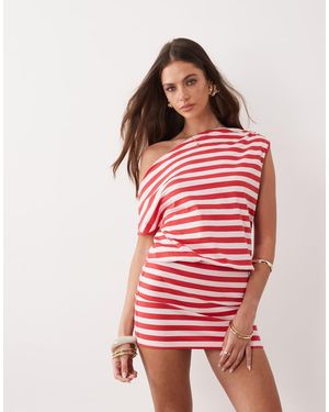 The Frolic Exclusive Fitted Skirt Asymmetric Shoulder Mini Dress - Red