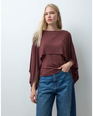ASOS Top Con Media Manga Y Detalle De Capa - Rojo
