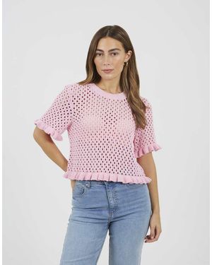 Brave Soul Open Knit T Shirt With Frill Hem - Red