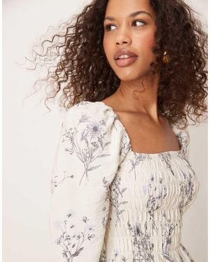 New Look Shirred Long Sleeve Milkmaid Top - White