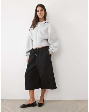 ASOS Wide Leg Jogger Bermuda Short Co-Ord - Wit