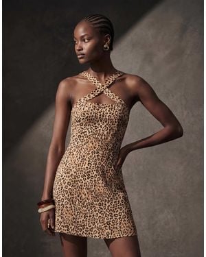 ASOS – neckholder-minikleid mit ziernaht und leopardenmuster - Braun