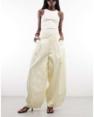 Collusion Xl Balloon Trousers With Pleats - Natural