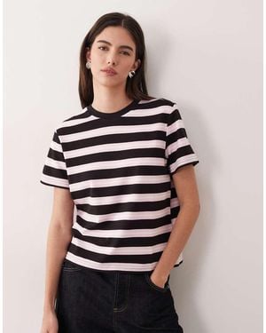 Mango Classic T-Shirt - Brown