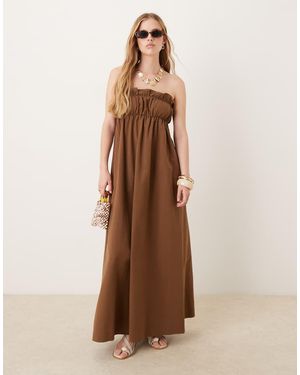 ASOS Vestido Largo Marrón Con Volante En El Pecho De - Neutro