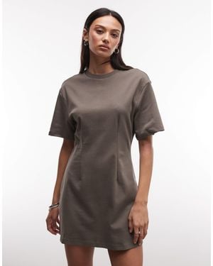Monki – kurzes t-shirt-kleid - Braun