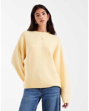 Vero Moda Jersey Amarillo Dorado Con Cuello Cerrado De Tejido Suave De - Neutro