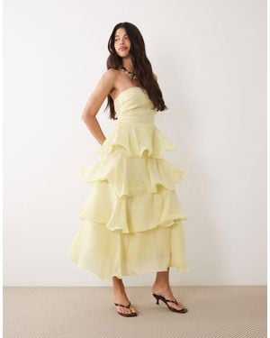 Vila – trägerloses, gestuftes maxikleid - Gelb
