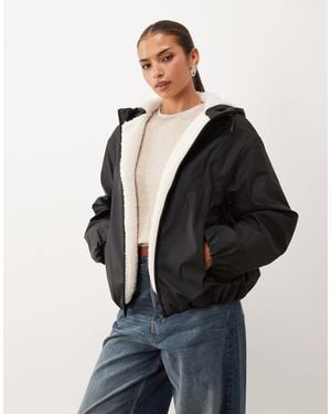 ASOS Gummierte, wasserabweisende bomberjacke - Schwarz