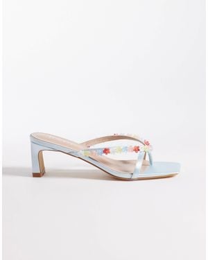 Raid – airlea – sandaletten aus em satin mit kitten-absatz und blumenapplikation - Weiß