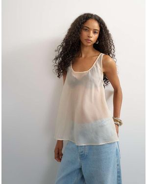 TOPSHOP Sleeveless Organza Scoop Vest - White