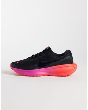 Nike Revolution 8 baskets es et roses