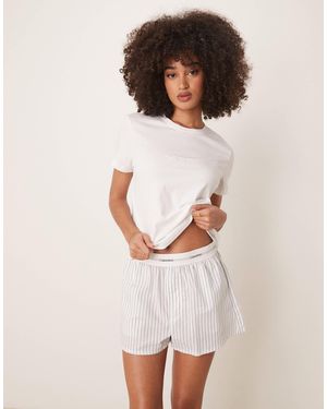 Calvin Klein T-shirt And Shorts Pyjama Set - White