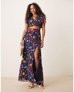 Hope & Ivy High Waisted Thigh Split Maxi Skirt - Blue