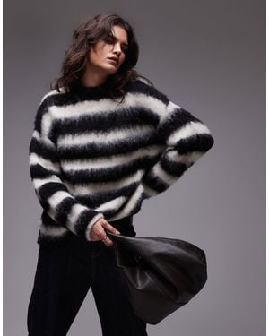 TOPSHOP – extrem flauschiger, jungenhafter oversize-strickpullover - Grau