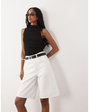 ARKET Denim Short Met Losse Pasvorm - Wit