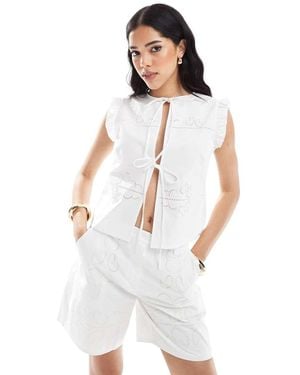 4th & Reckless Cotton Embroidered Cutwork Detail Tie Front Waistcoat Top Co-Ord - White