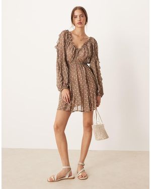 ASOS Maxi Jurk Met Ruches, V-Hals En Gestrikte Voorkant - Naturel