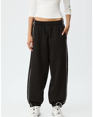 Stradivarius joggers With Piping - Black