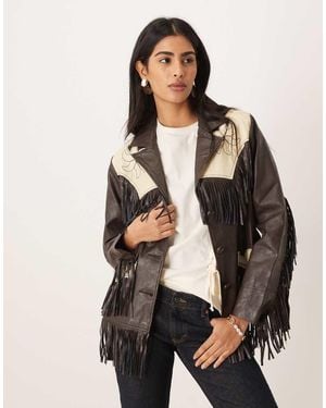 Wrangler Chaqueta Con Flecos De Cuero Sintético De X Lainey Wilson - Neutro