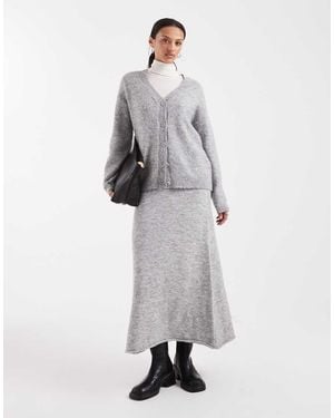 Pieces Fluffy Knitted Midi Skirt - Grey