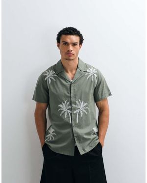 South Beach Embroidered Palm Tree Beach Shirt - Green