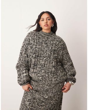 ARRANGE Curve - pull d'ensemble en maille torsadée avec col montant et manches volumineuses - noir et blanc - Marron
