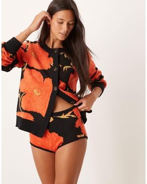 Never Fully Dressed High Waist Hotpants - Red