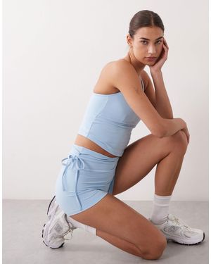 4505 Soft-touch high-waist 3-inch booty-short mit bindebund-detail - Blau