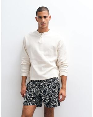 ASOS Premium Shorts With All Over Floral Embroidery - Gray