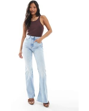 Stradivarius Petite D74 Flare Slit Jean - Blue