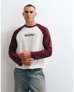 ASOS Raglan Boxy Relaxed T-Shirt Met Tekstprint Op De Voorkant - Rood