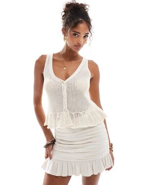 Stradivarius Ruffle Hem Knitted Top - White