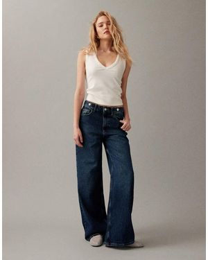 ASOS Vaqueros De Talle Medio Con Cinturón Ajustable En La Parte Posterior De - Azul