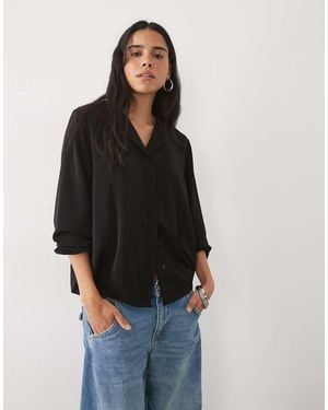 Jdy Camisa Texturizada Negra Con Cuello De Pico - Negro