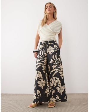 JDY Petite Wide Leg Pants - White