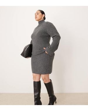Pretty Lavish Curve Knitted Mini Skirt Co-Ord - Grey