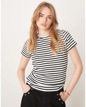 Jdy – geripptes t-shirt mit streifen - Weiß