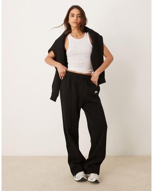 Six Stories Joggers - Black