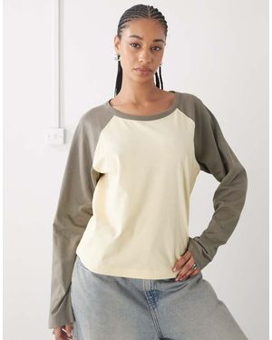 Collusion Raglan Long Sleeve Boxy T-shirt - Natural
