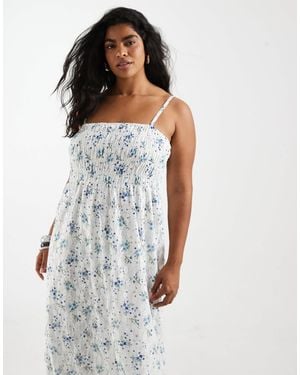 Pieces Plus Pieces curve – gesmoktes maxi-trägerkleid aus spitze mit blümchenmuster - Blau