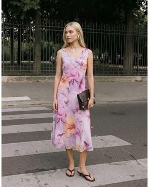 Vero Moda Chiffon V Neck Midi Dress With Godet Shaping - Pink